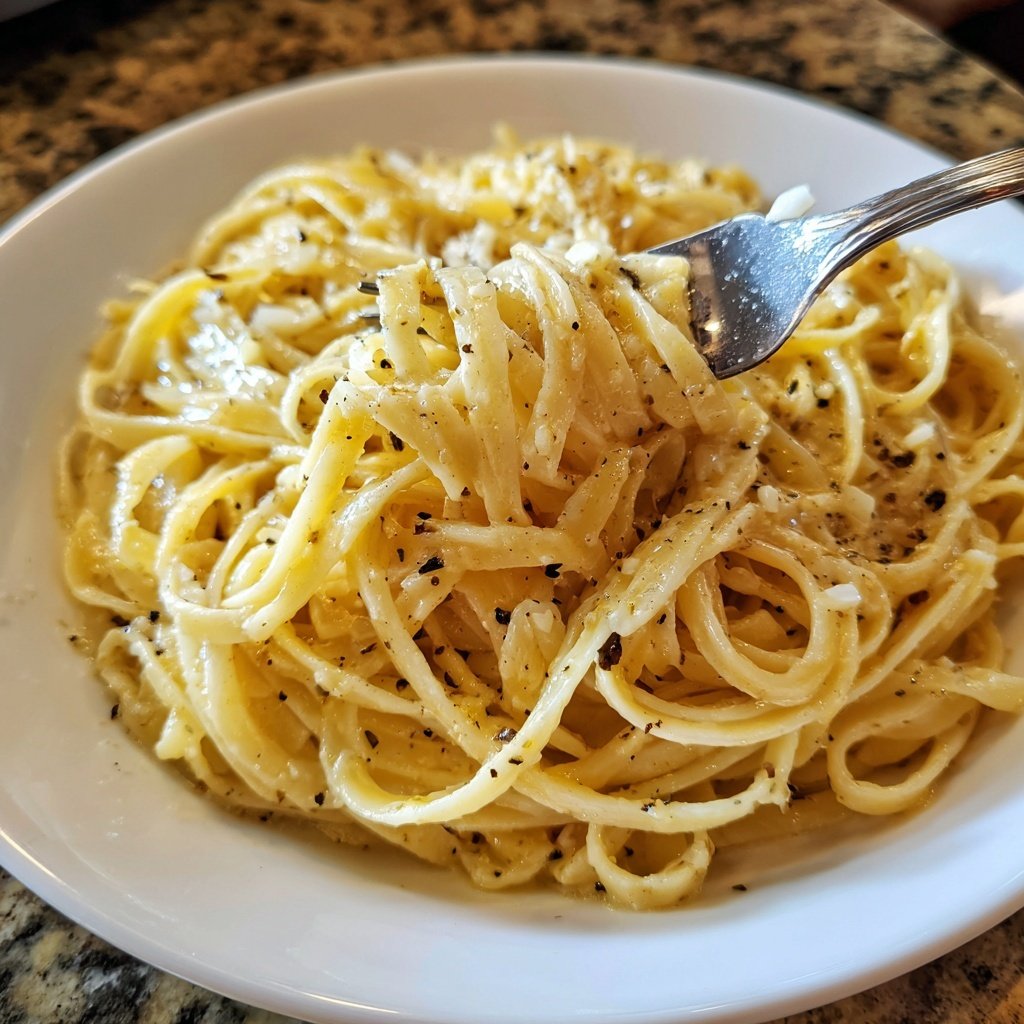Quick & Easy 15-Minute Garlic Pasta